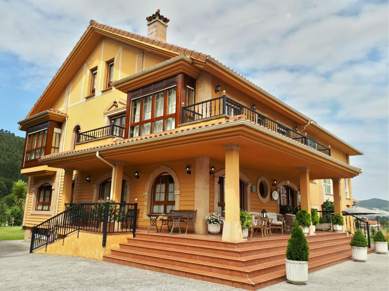 Posada El Trasmerano อาร์โกโญส ภายนอก รูปภาพ